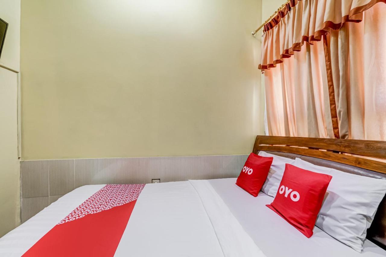 Oyo 91036 Hotel Simpang Lima Gkpri Semarang Extérieur photo